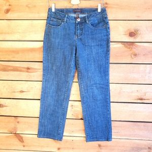 Christopher Blue Cropped Ankle Jeans in Classic Blue